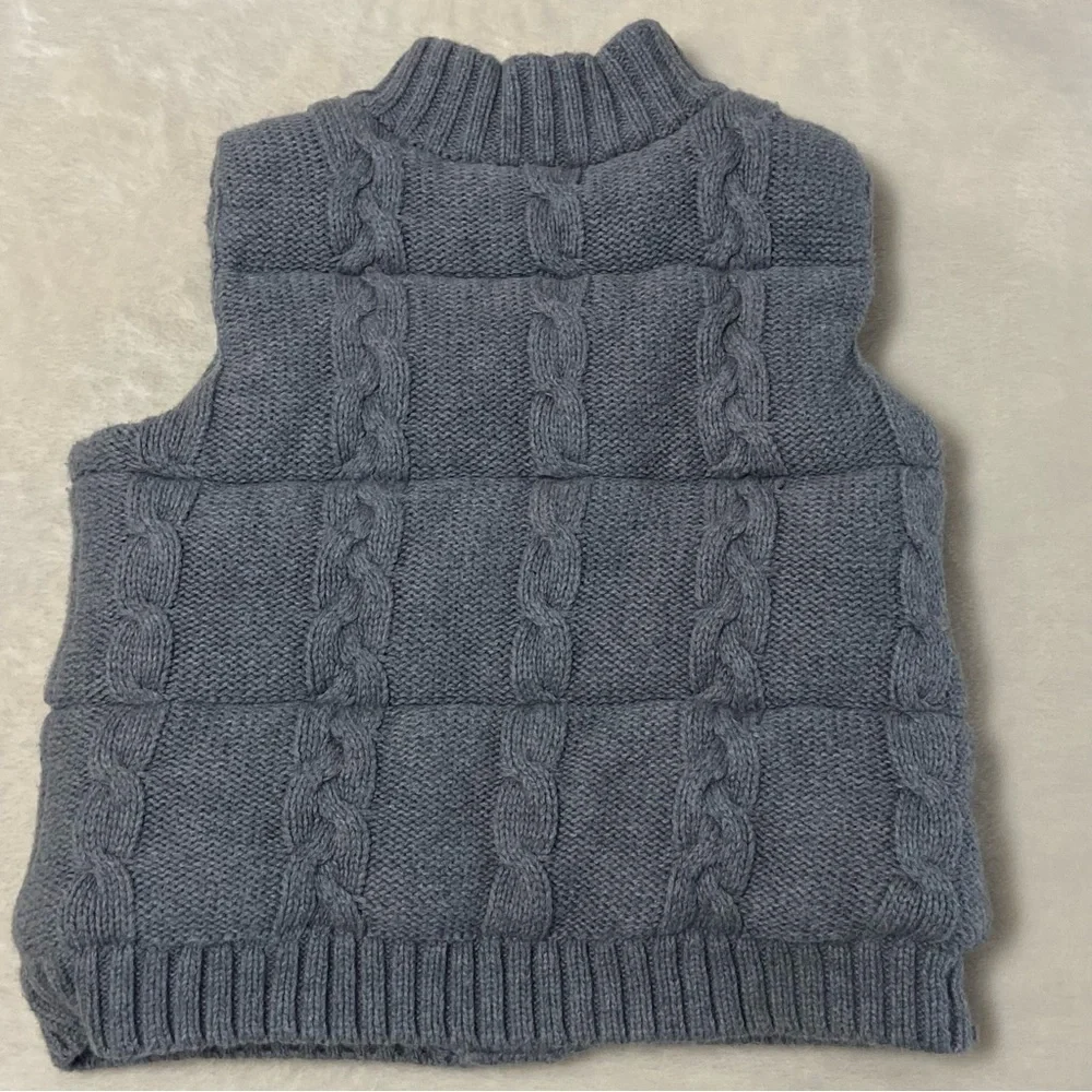 JANIE AND JACK / Gray Cable Knot Puffer Vest Size 18-24 months